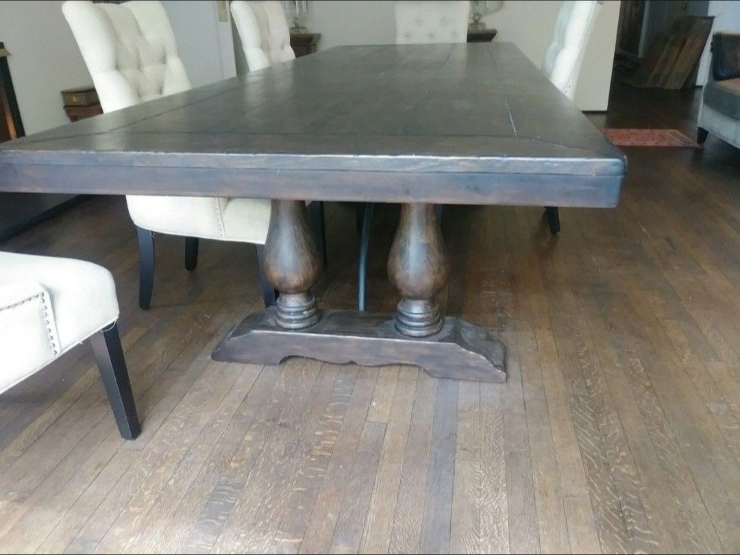 Slightly used Pottery Barn Lorraine Extending Dining Table - Hewn Oak 8 feet 2 inches and extends to 10 feet with leaf