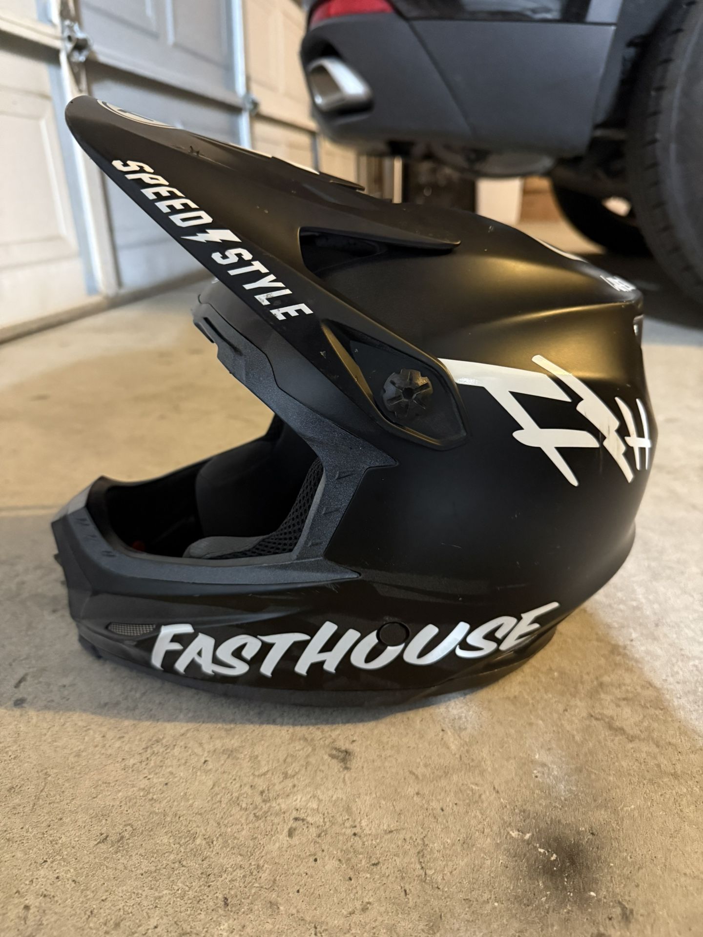 Bell Moto FastHouse Helmet