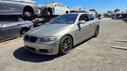 2008 BMW 328I E93 PARTING OUT PARTS FOR SALE PARTES