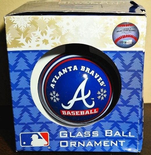 Official MLB ATLANTA BRAVES Collectible Glass CHRISTMAS ORNAMENT
w BOX!