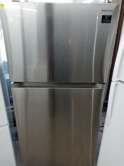 Samsung stainless steel top freezer refrigerator - Free delivery