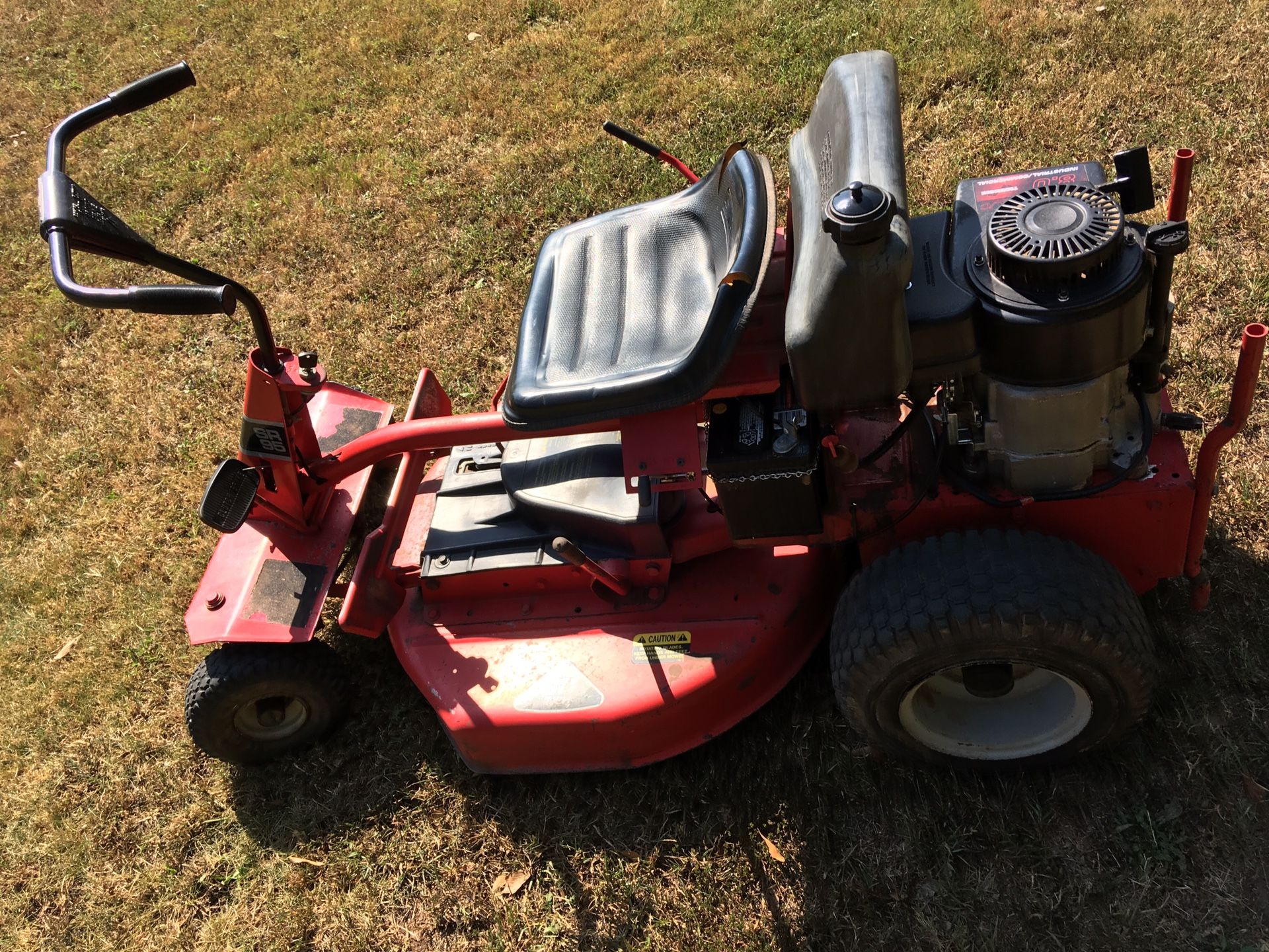 Snapper SR95 Riding Mower