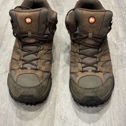 Men’s Merrell Moab Waterproof Hiking Boots - Size 9.5