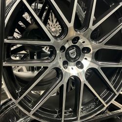 22” Lexani Wheels 