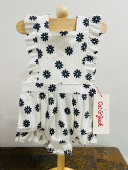 Cat and Jack Baby Girls Ruffle Romper NWT