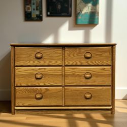 Free Delivery - Stanley Dresser Chest 