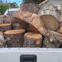 Best Burning Full Cord Dry Seasoned Firewood Rounds*FREE DELIVERY ANYWHERE