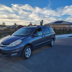2006 Toyota Sienna