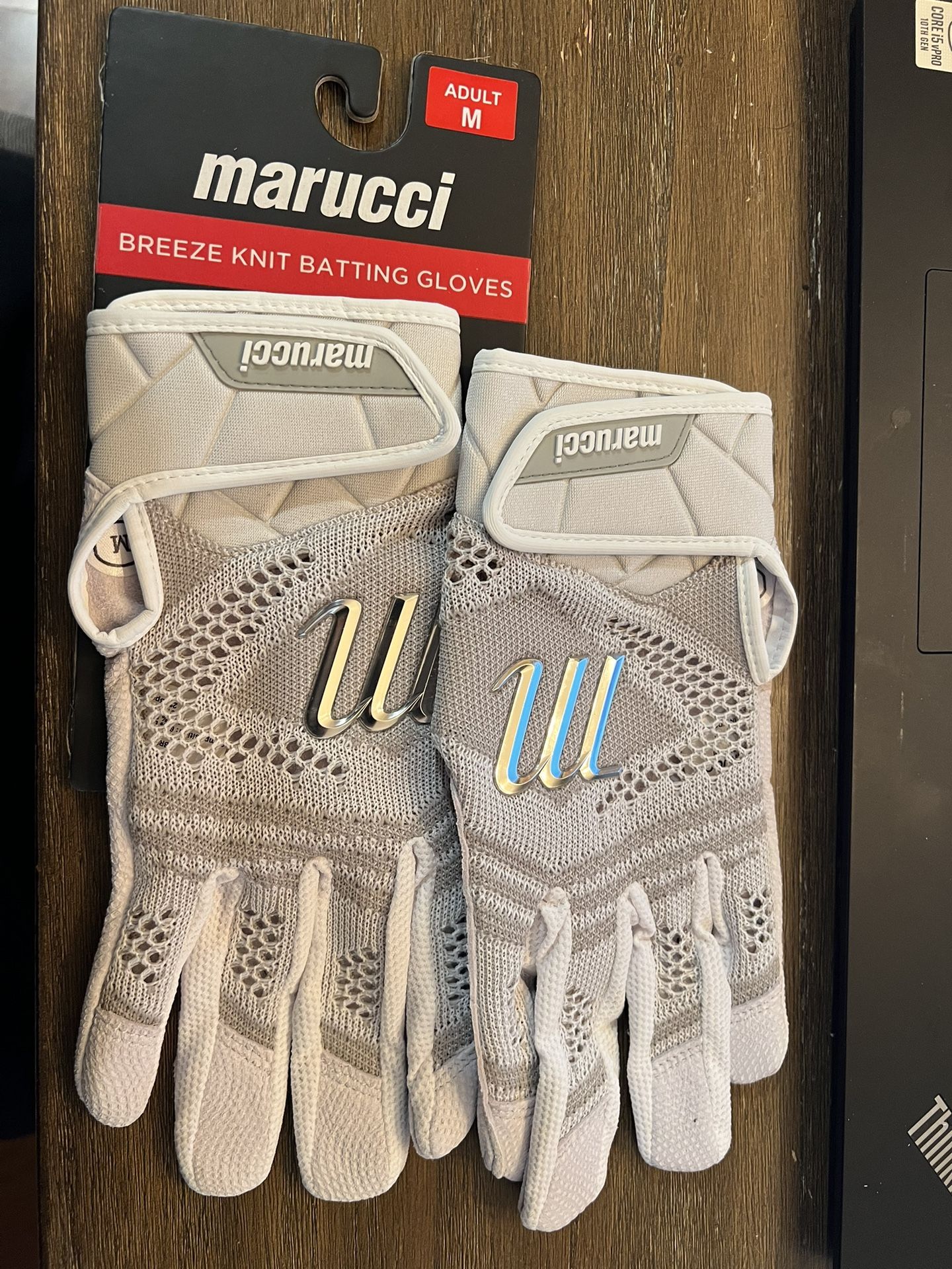Marucci Adult Medium Batting Gloves White/Grey