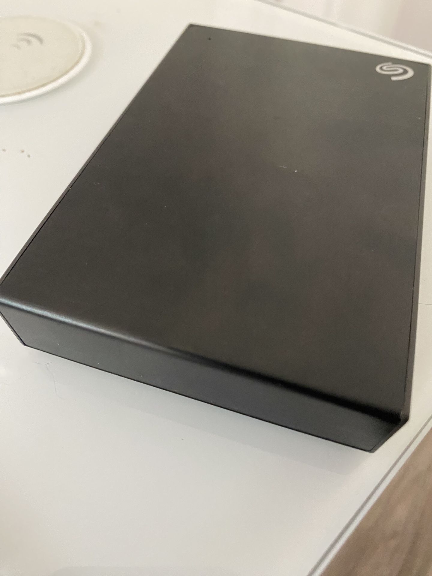 Seagate - 5TB External USB 3.0 Portable Hard Drive with Rescue Data Recovery Services - Black