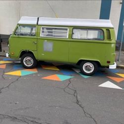 1978 VW Bus Riviera