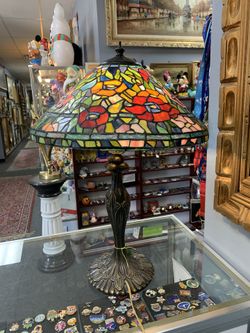 Tiffany Style Multi Color Floral Table Lamp 