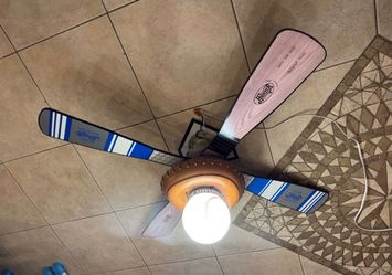 Hunter 44” Big League Baseball Ceiling Fan – Working – Reversible Blades