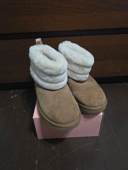 Women's Ugg ankle boots