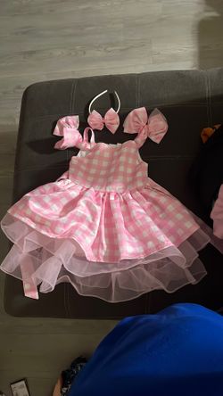 Girl’s dress