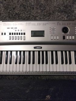 Yamaha YPG-235 Electric Piano