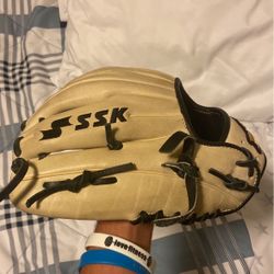 SSK Infield Glove