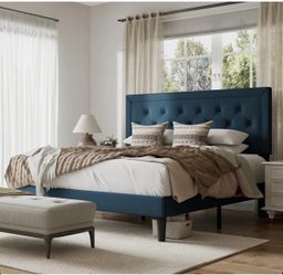Hegg Tufted Upholstered Platform Bed with Wood Slats Headboard Included  Queen size   L-5749