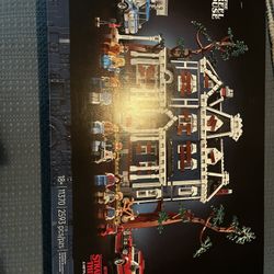 LEGO Stranger Things Creel House 