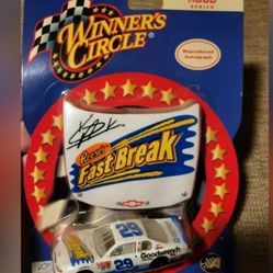 NASCAR Winner's Circle Autographed Hood #29 Kevin Harvick