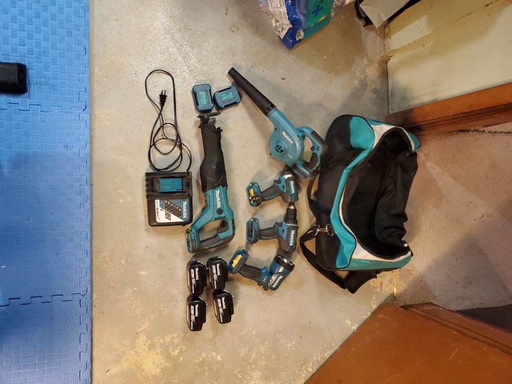 Makita 5 Tool Combo Kit