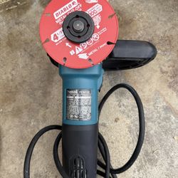 Makita PC5010C 5 in. SJS II Compact Concrete Planer