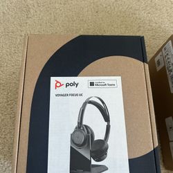 Poly voyager Focus UC Noise Cancellation Headset✨