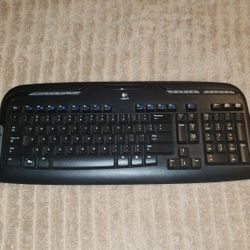 PRICE DROP!!! Logitech Wireless Keyboard & Mouse
