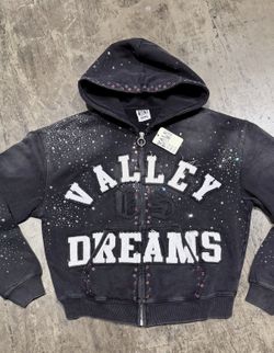 Valley Dreams Hoodie