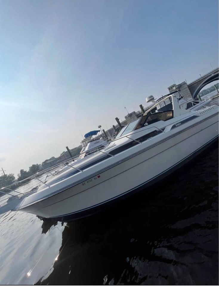 1988 Silverton 35