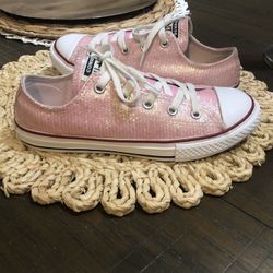 Converse Size 3 