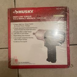 Husky 800 ft./lbs. 1/2 in. Impact Wrench