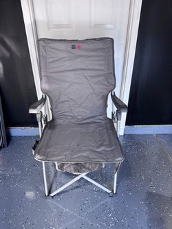 The Hot Seat Folding Camp Chair