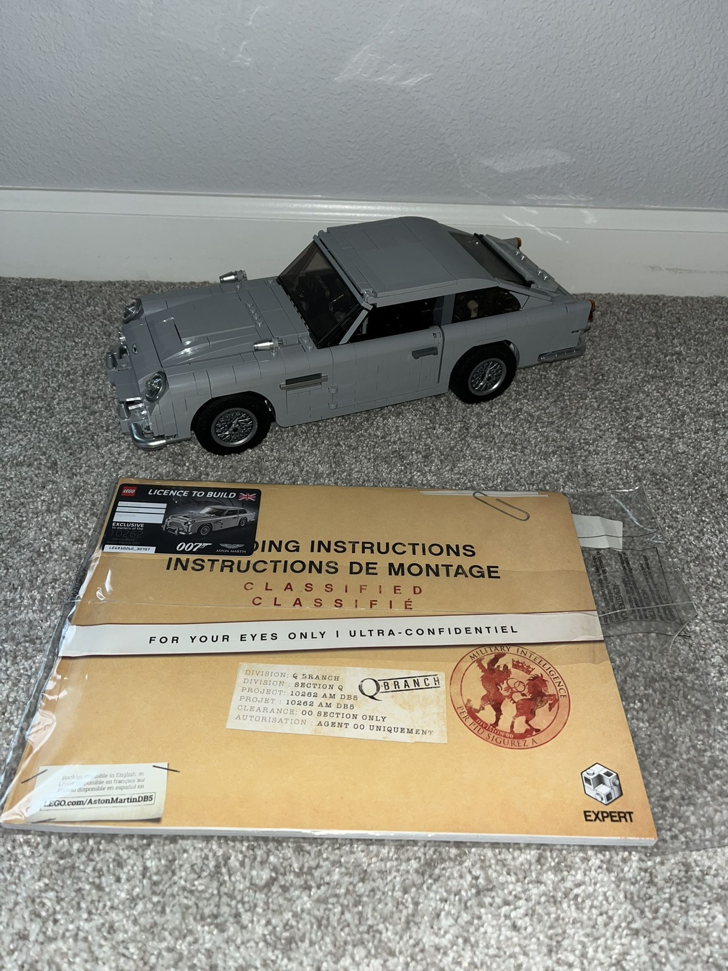 LEGO James Bond Aston Martin!