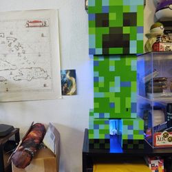 Creeper Mini fridge 