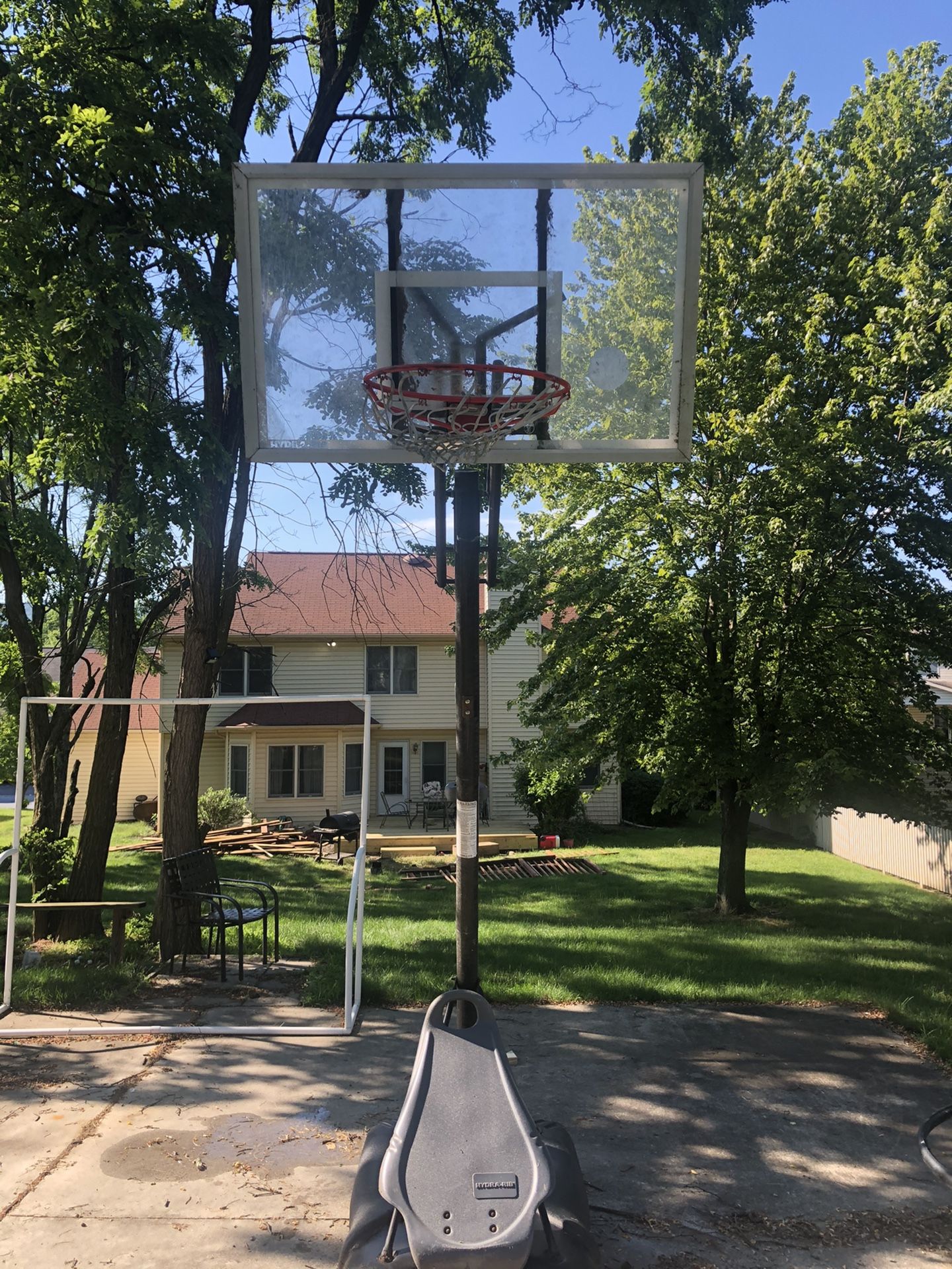 Huffy 74007 54" Hydra Rib Portable Basketball Hoop