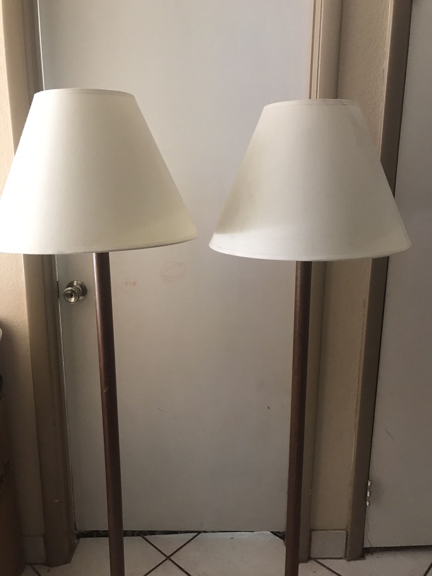 Floor lamps