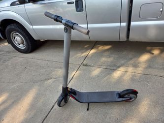 Segway Ninebot electric kick scooter top speed 20 MPH