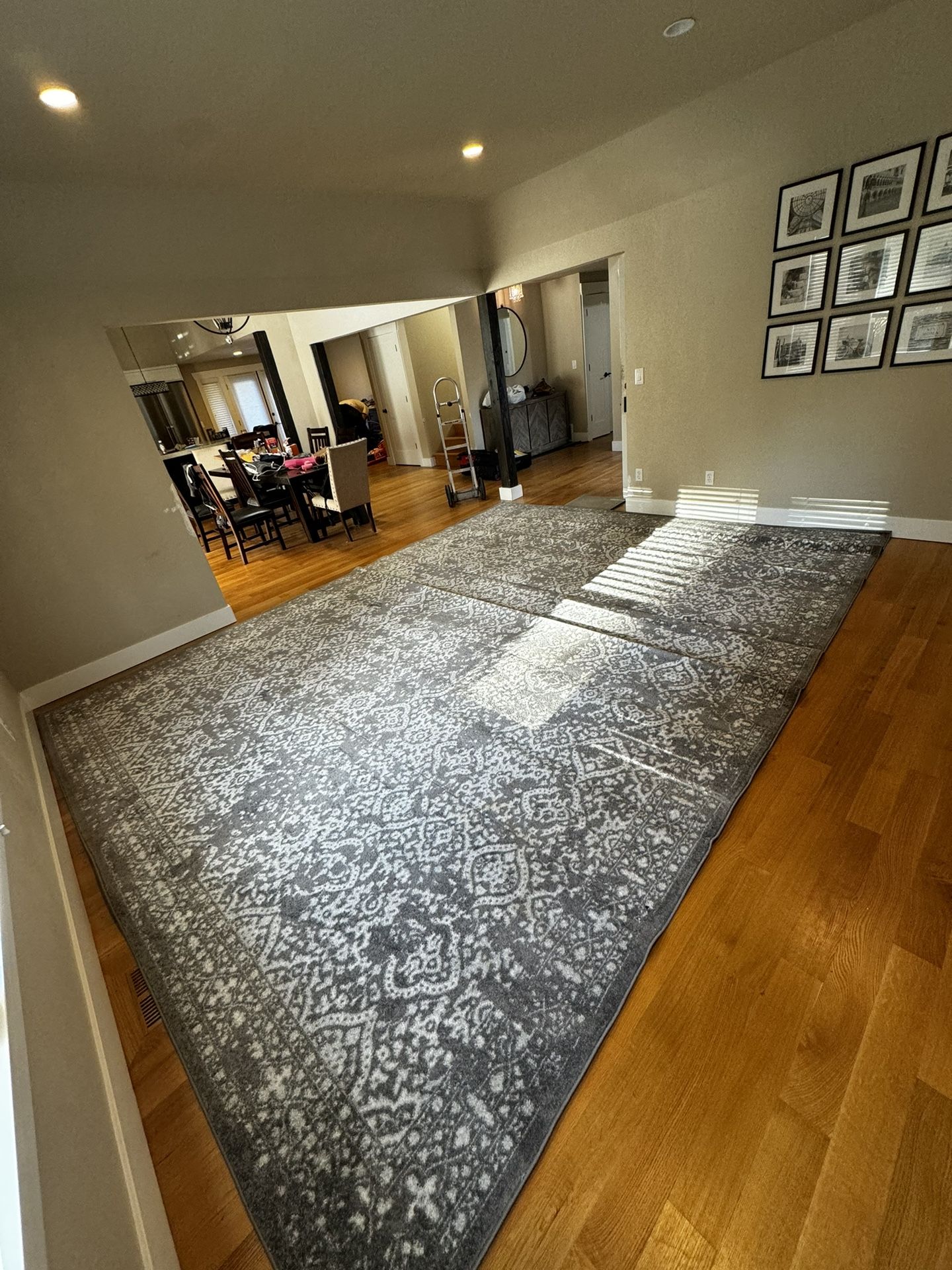 Rug