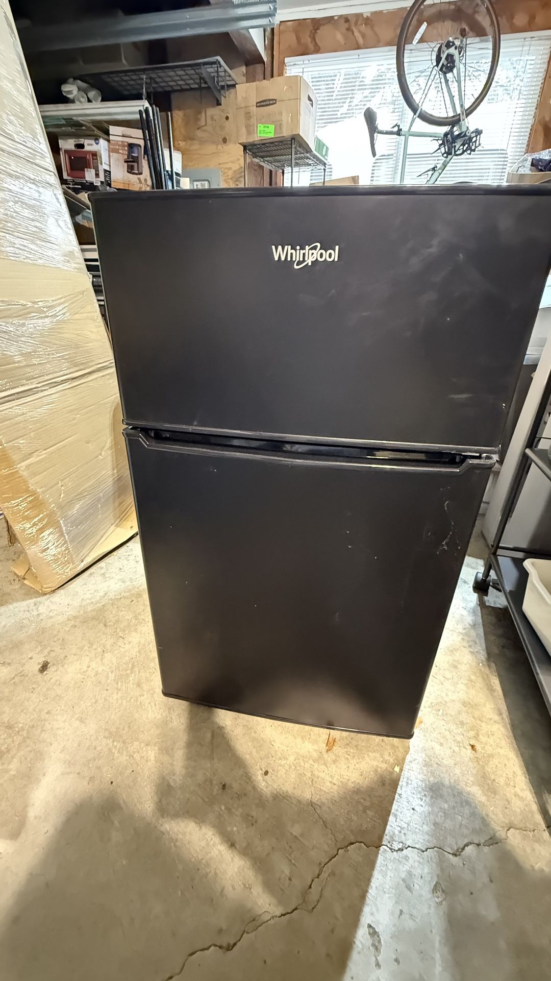 Whirlpool Mini Freezer/Fridge