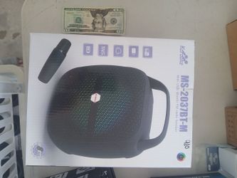 Karaoke/USB/blueth/FM function