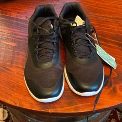Brand New Reebok Stridum Women’s Walking Shoe