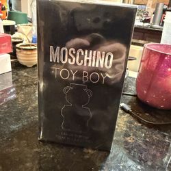 😈 Moschino Toy Boy