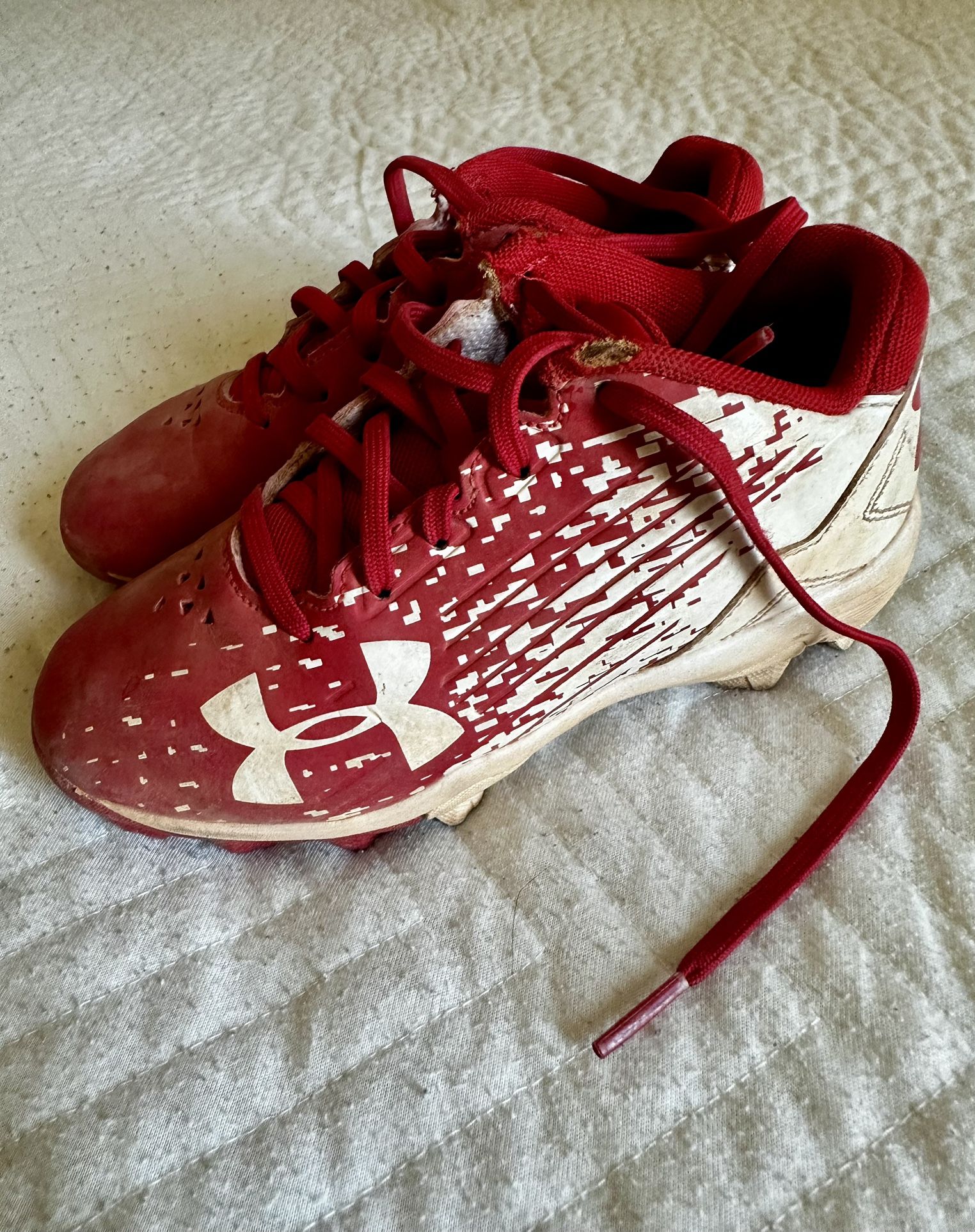 Under Armour Baseball Cleats - Size 12 (Toddler)
