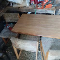 Small Table 3 Chairs