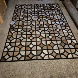 Cow Hide Motif Rug 5x7 Made By Surya. 