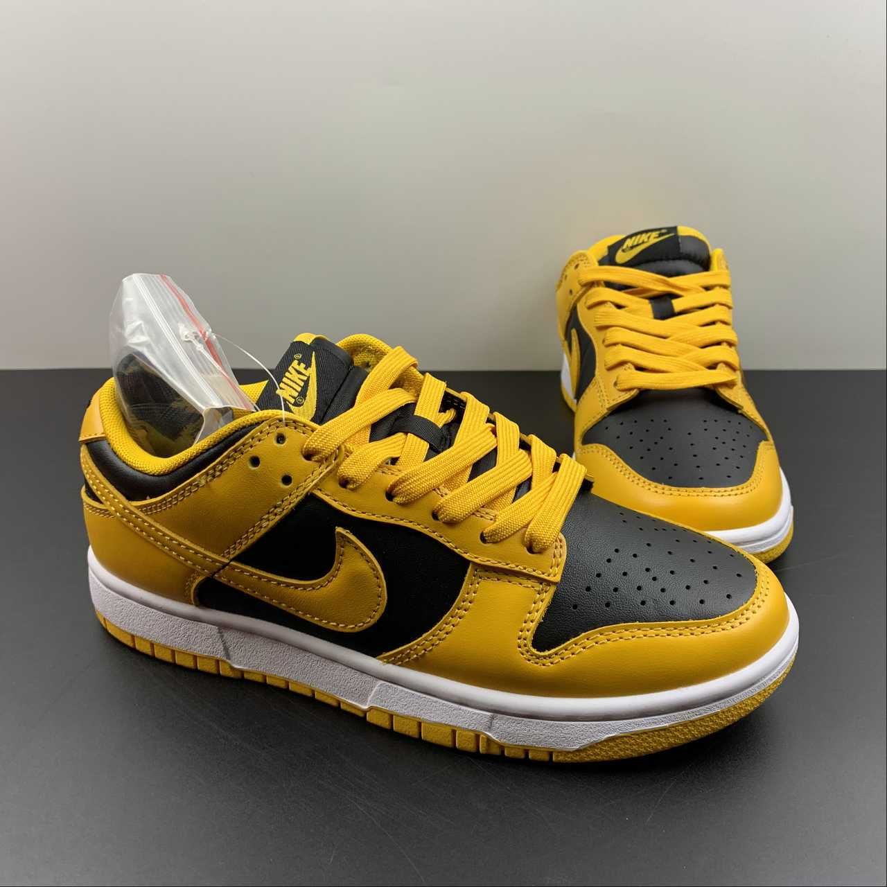 Nike Dunk Low Championship Goldenrod