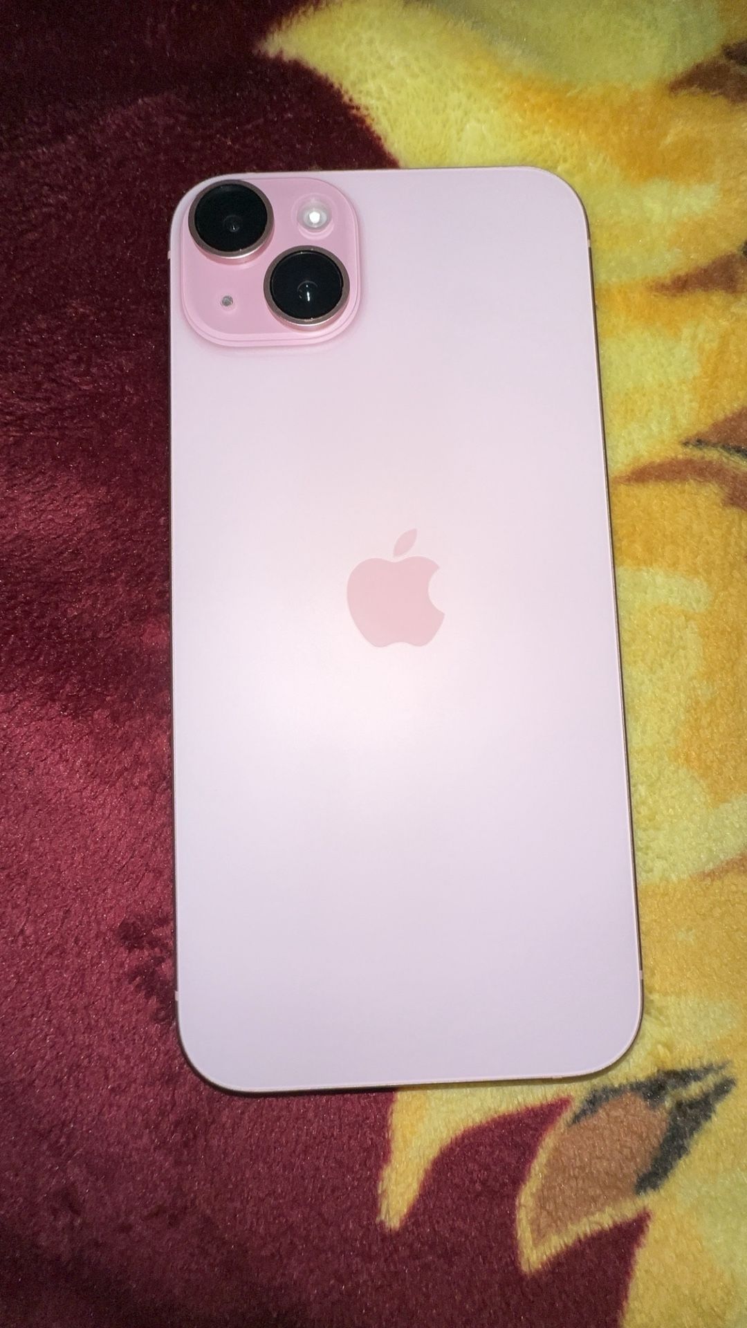 Pink Iphone 15 Plus