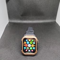 Gold Smartwatch For Apple And Android