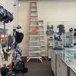Ladders 70% OFF EVERYTHING ONLY 3 DAYS LEFT UNTIL CLOSING  